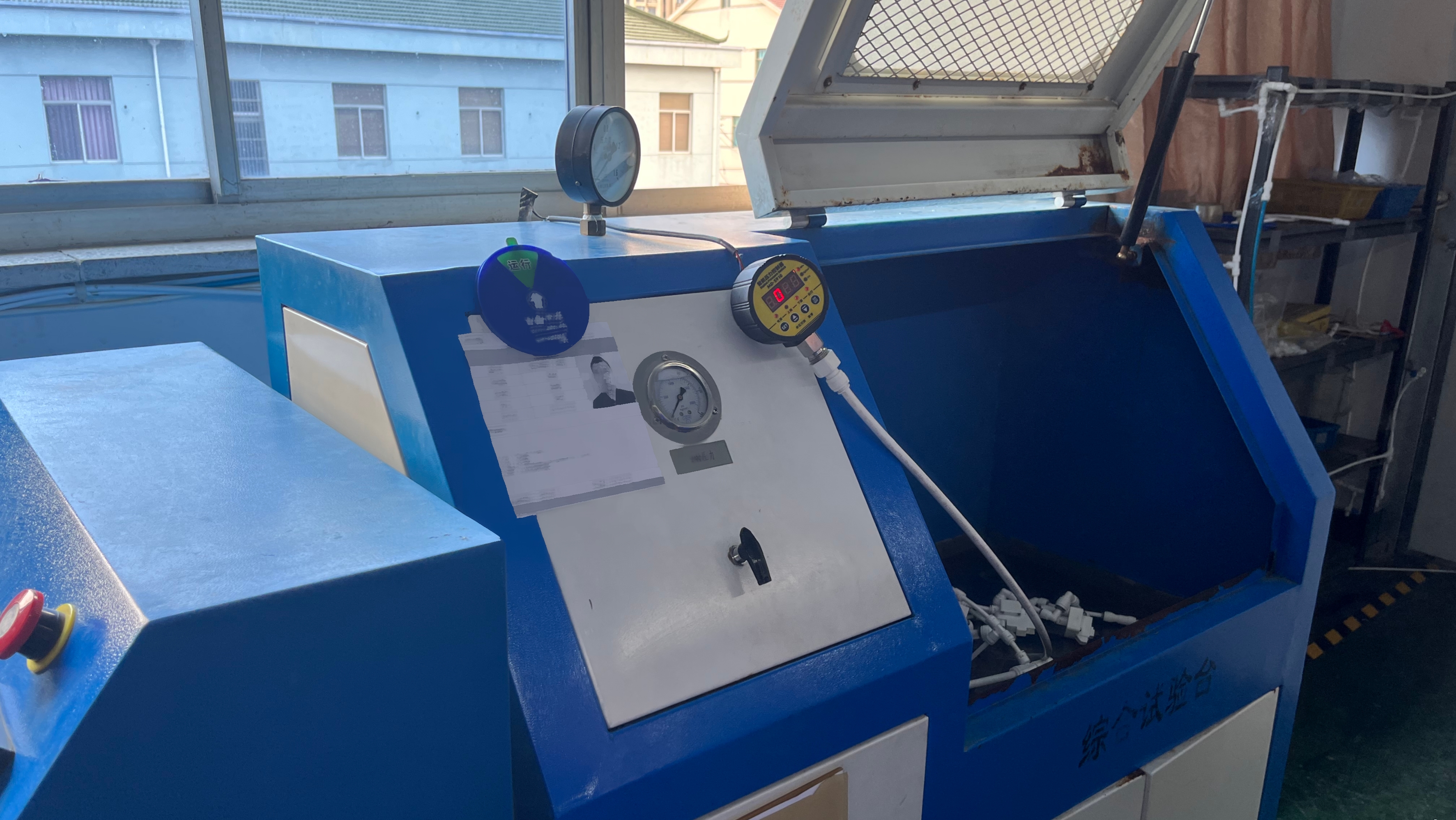 Comment effectuer un contr&ocirc;le qualit&eacute; pour les connecteurs de micro-conduit(1)