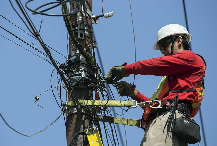 Méthode de placement du câble aérien à fibre optique (1)