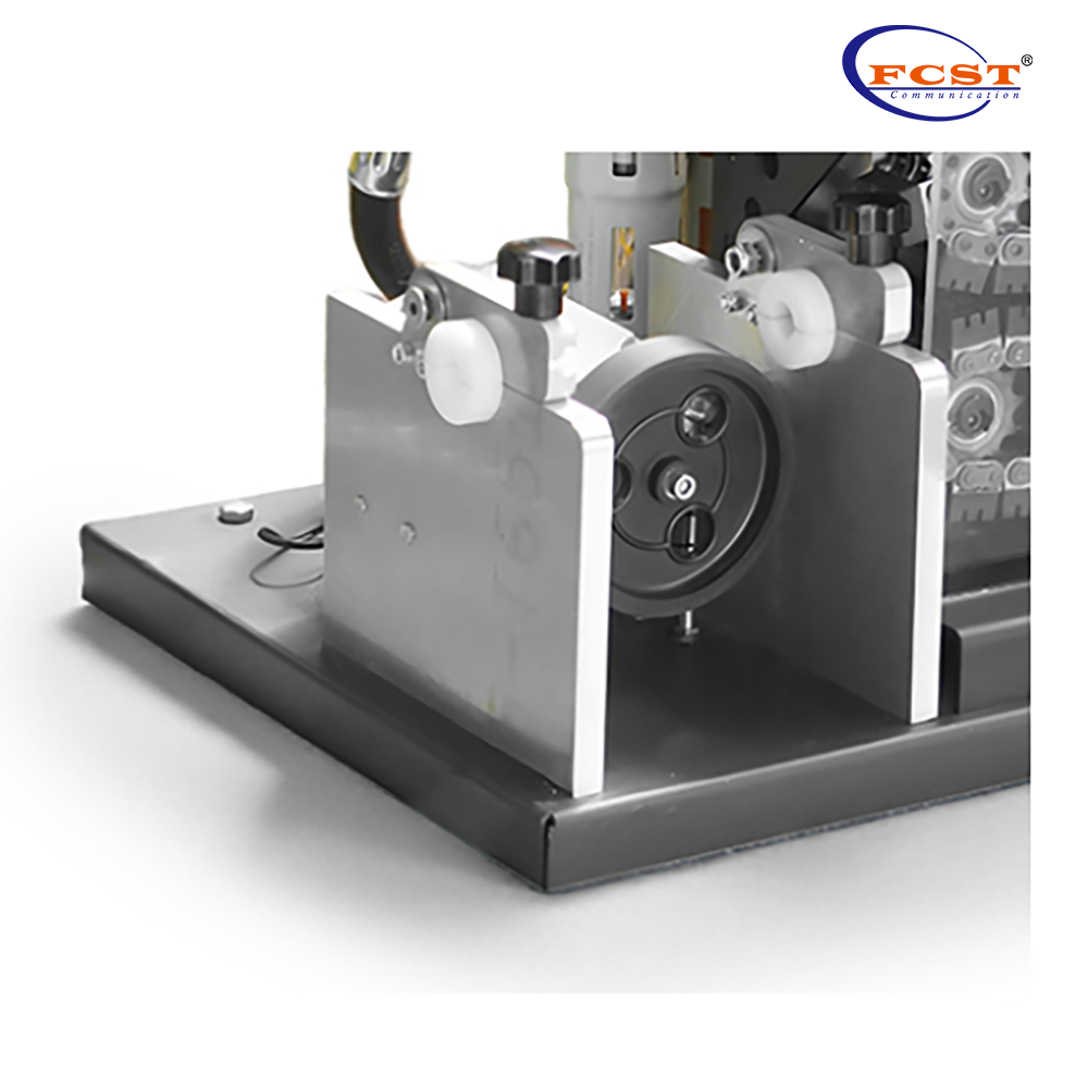 Machine de soufflage de fibres MikroJet05