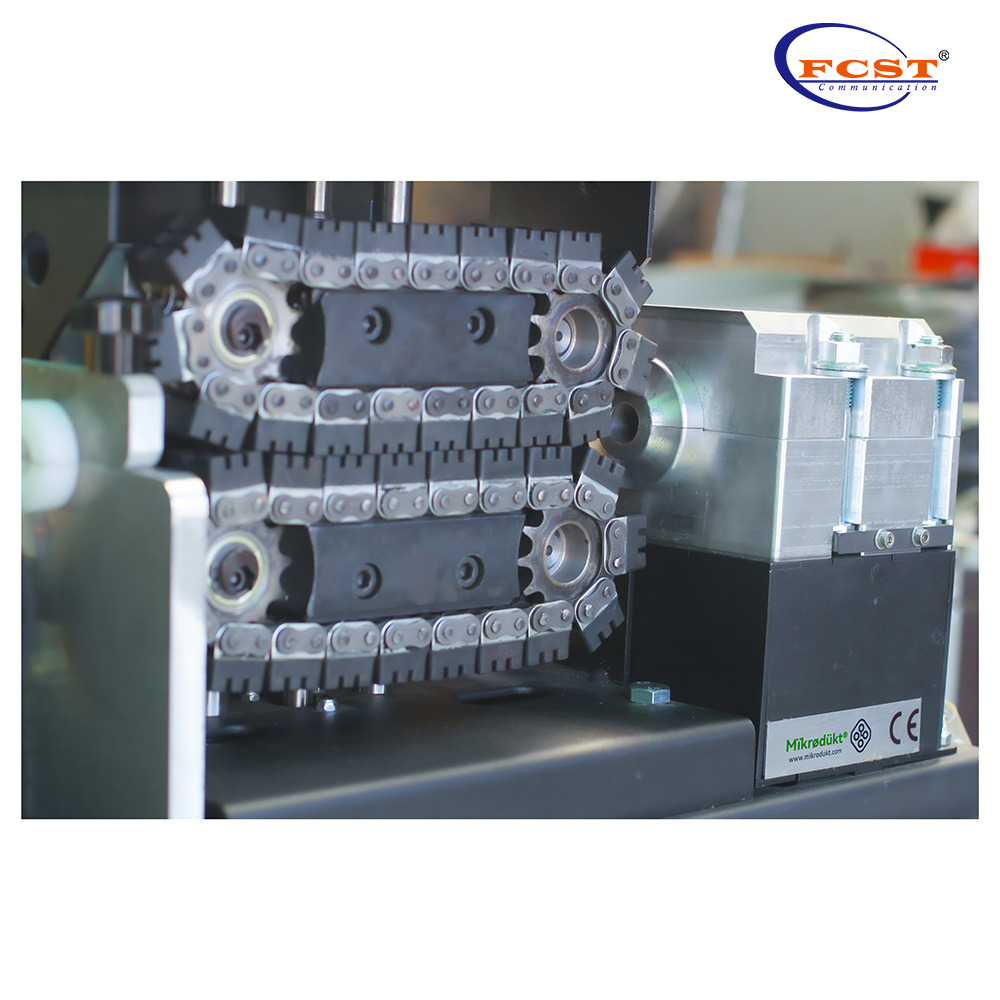 Machine de soufflage de fibres MikroJet05