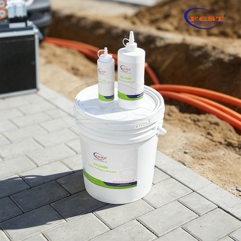 Lubrifiant pour micro-conduits de traction FPL5000