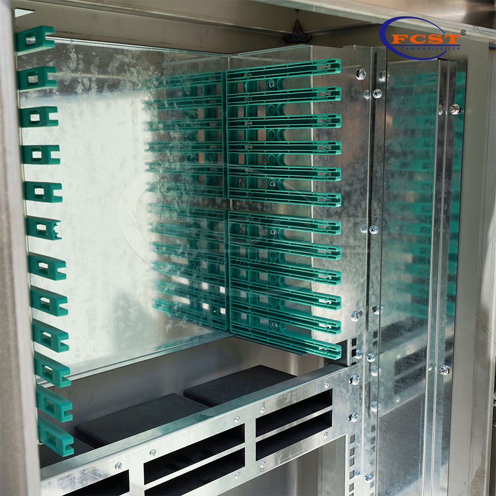 FCST03512 Armoire de distribution fibre optique murale