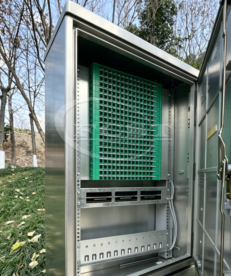 Armoire de distribution de fibre 